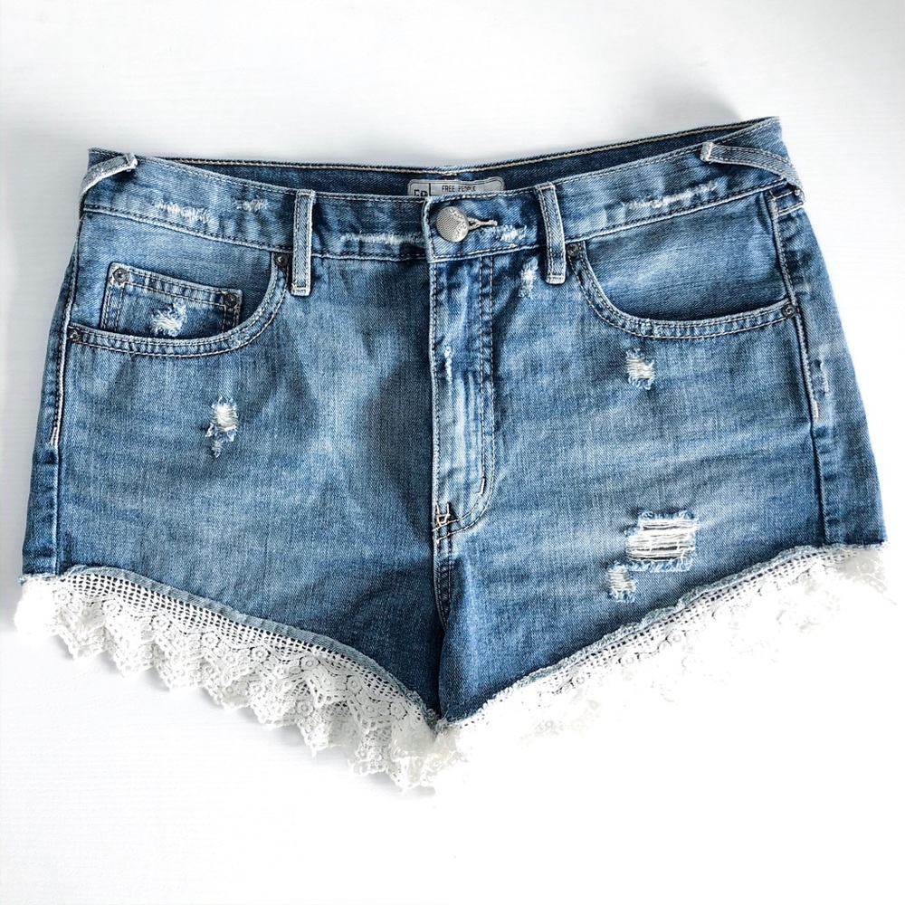 Free People Lace Denim Shorts NWOT - Picture 1 of 5